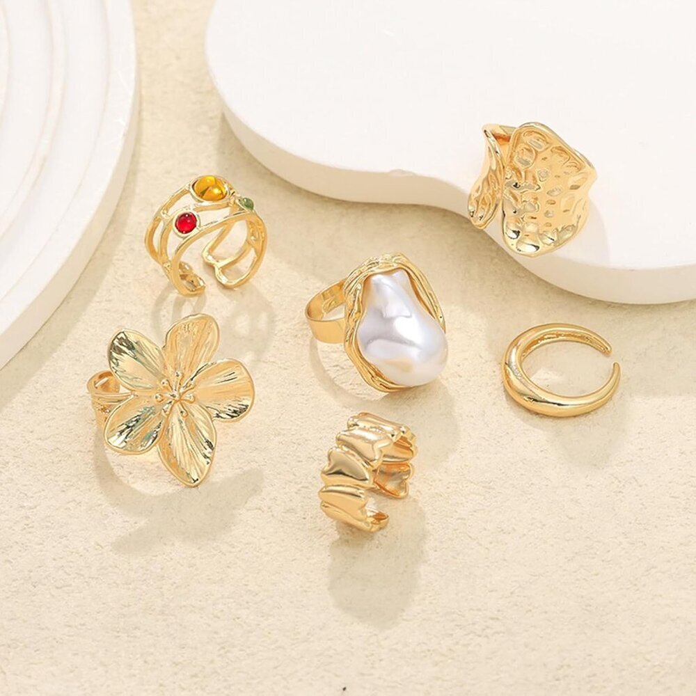 Chunky Gold Rings For Women - Non Tarnish Stackable Flower & Pearl Set 6pcs View 6
